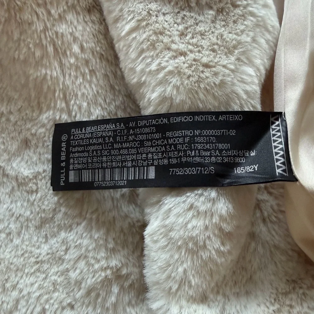 Pull&Bear Luxe Cream Faux Fur Coat - Plush Winter Statement Piece - New - Small - Picture 6 of 11